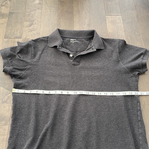 GAP Men's Dark Grey Polo Short Sleeved Button Collar T-Shirt - Picture 8 of 10